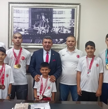 f1704dd3-2c1d-448d-a6ea-f6e047ff63ae