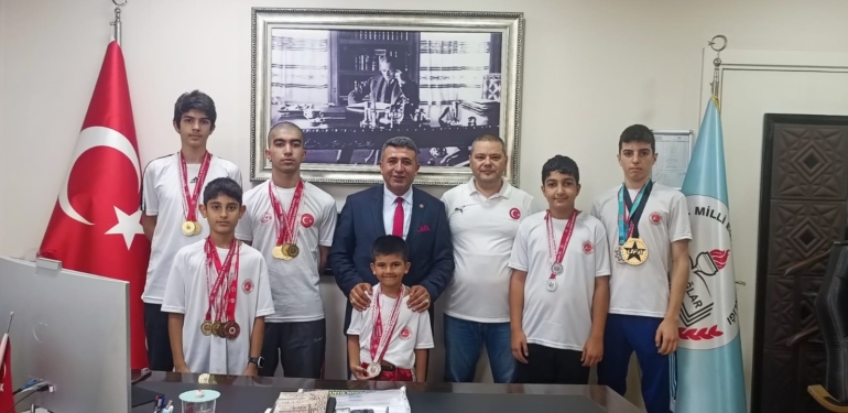 f1704dd3-2c1d-448d-a6ea-f6e047ff63ae