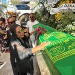 thumbs-b-c-36749a388babf615178001531d176dc8