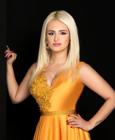 2e18dbef-57ae-430f-a19f-035843a2d1ee